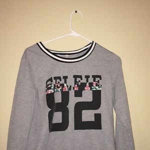 Comfortable sweatshirt!